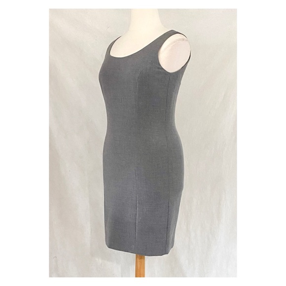 Tahari Sleeveless Scoop Neck Menswear Fabric Dress - Picture 4 of 11